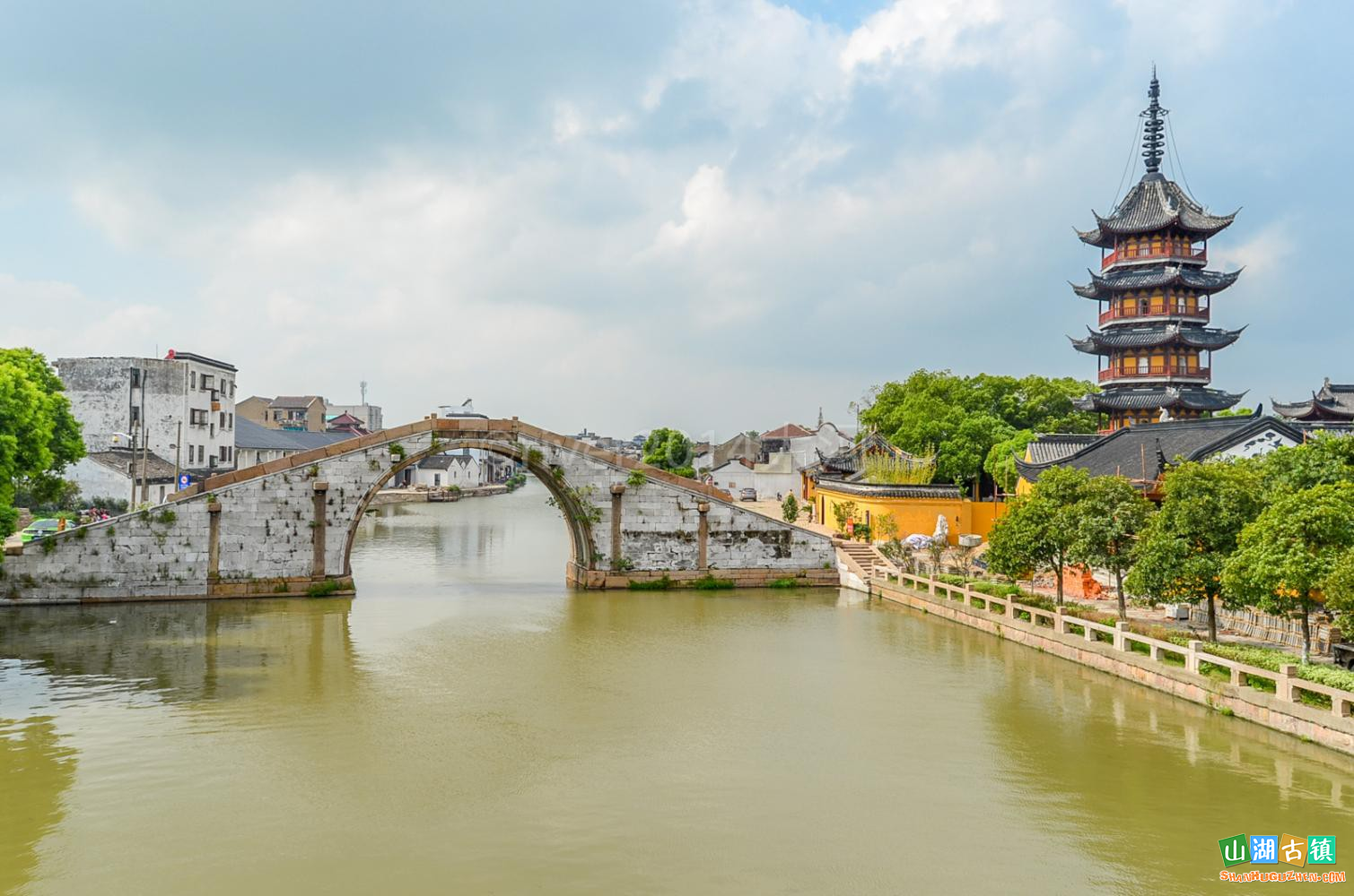 震泽古镇：震泽古镇枕运河，蚕桑丝韵忆江南